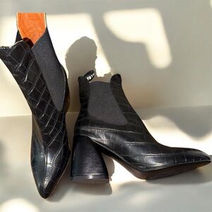 Chelsea Black Leather Ankle Boots Croc Effect Designer Closed Toe size 8